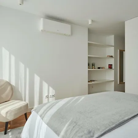 Luxury In The Privileged Apartment Lisbon