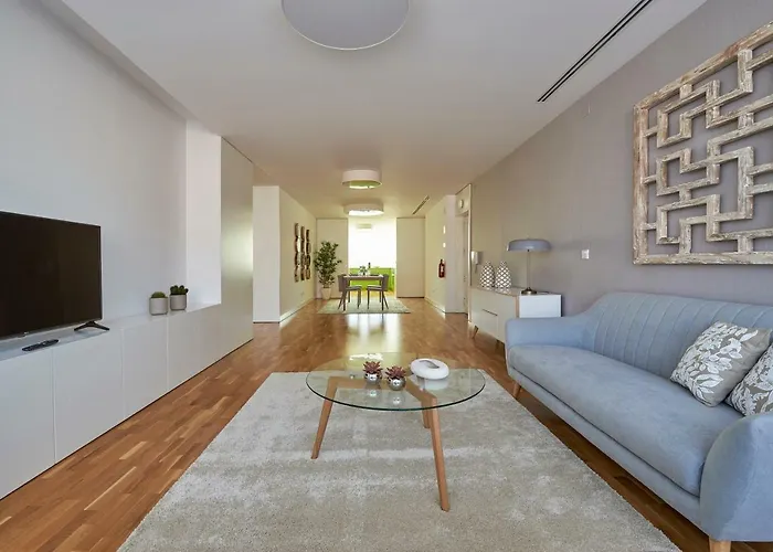 Luxury In The Privileged דירה *